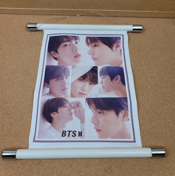 Bts tapestry face up - Picture 1 of 5